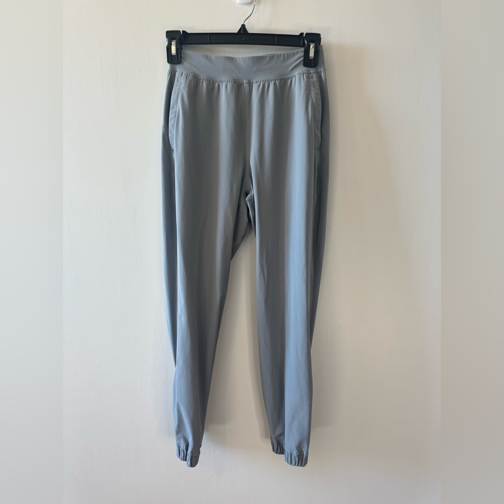 Lululemon Athletica Light Gray Pants Women’s Size 2